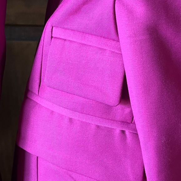 BARBIE PINK Blazer! - Picture 4 of 6